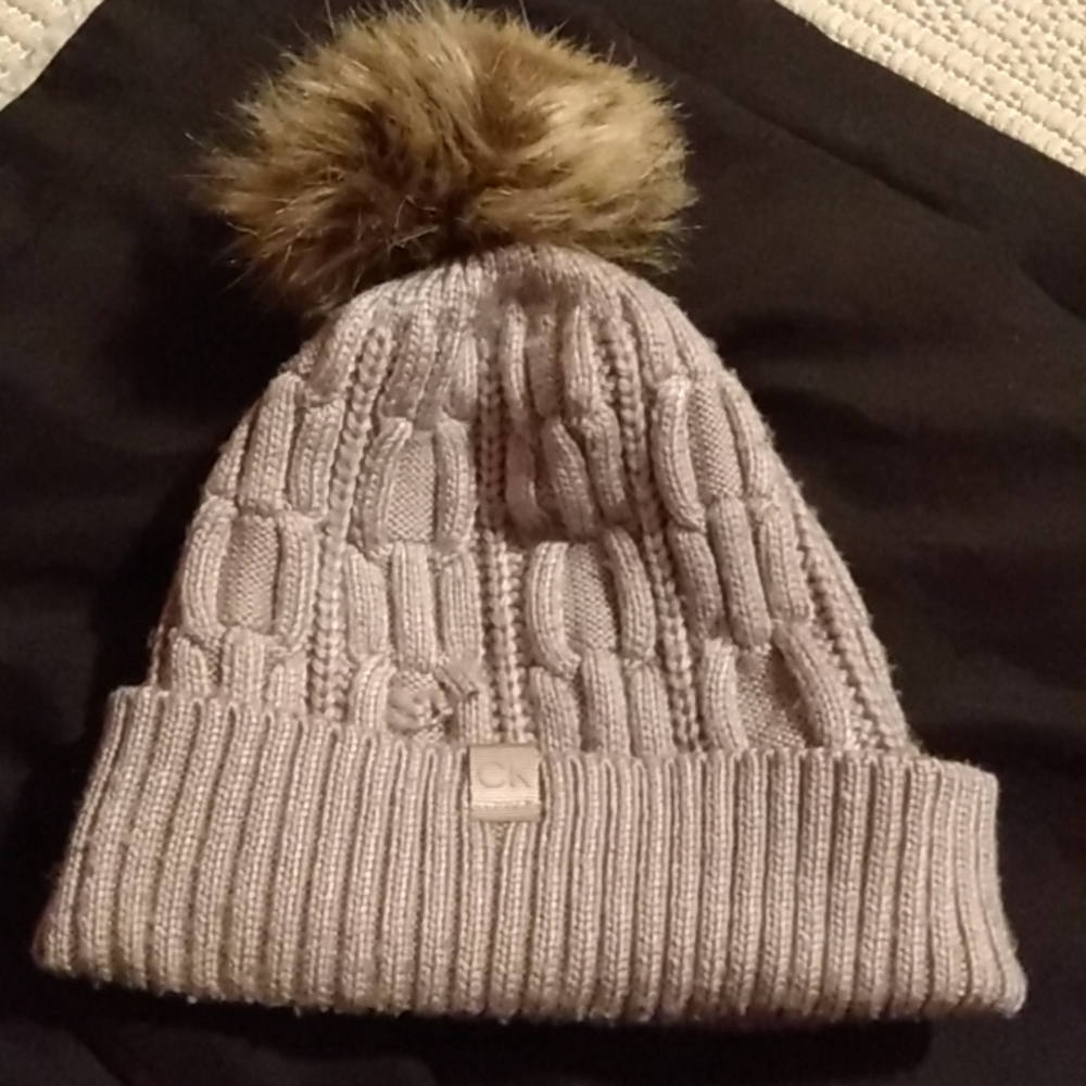 Calvin Klein ladys Winter hat